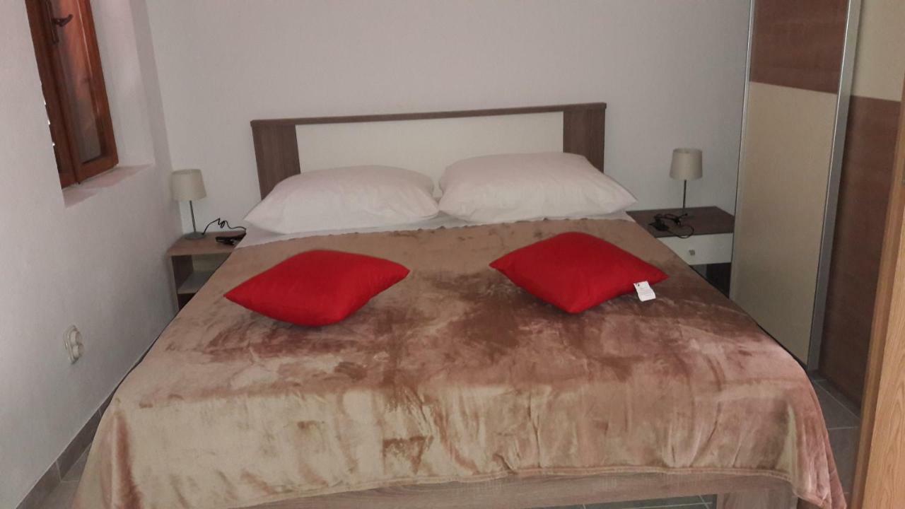 Anka'S Beach Komiža Εξωτερικό φωτογραφία