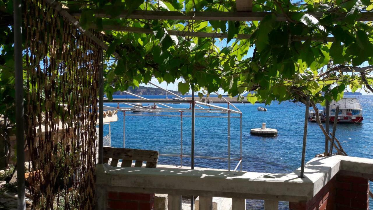 Anka'S Beach Komiža Εξωτερικό φωτογραφία