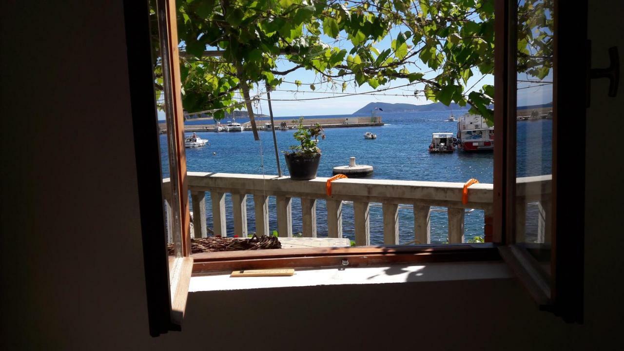 Anka'S Beach Komiža Εξωτερικό φωτογραφία