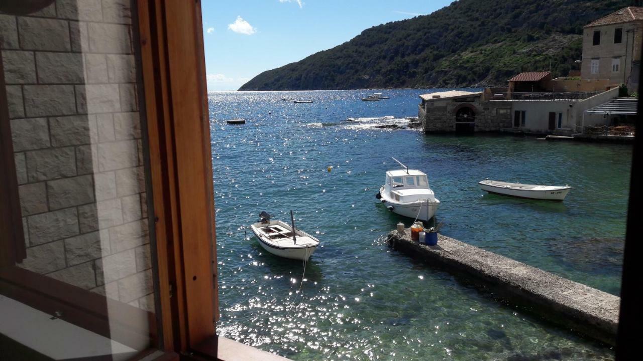 Anka'S Beach Komiža Εξωτερικό φωτογραφία