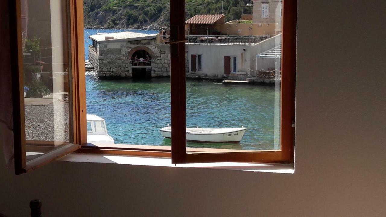 Anka'S Beach Komiža Εξωτερικό φωτογραφία