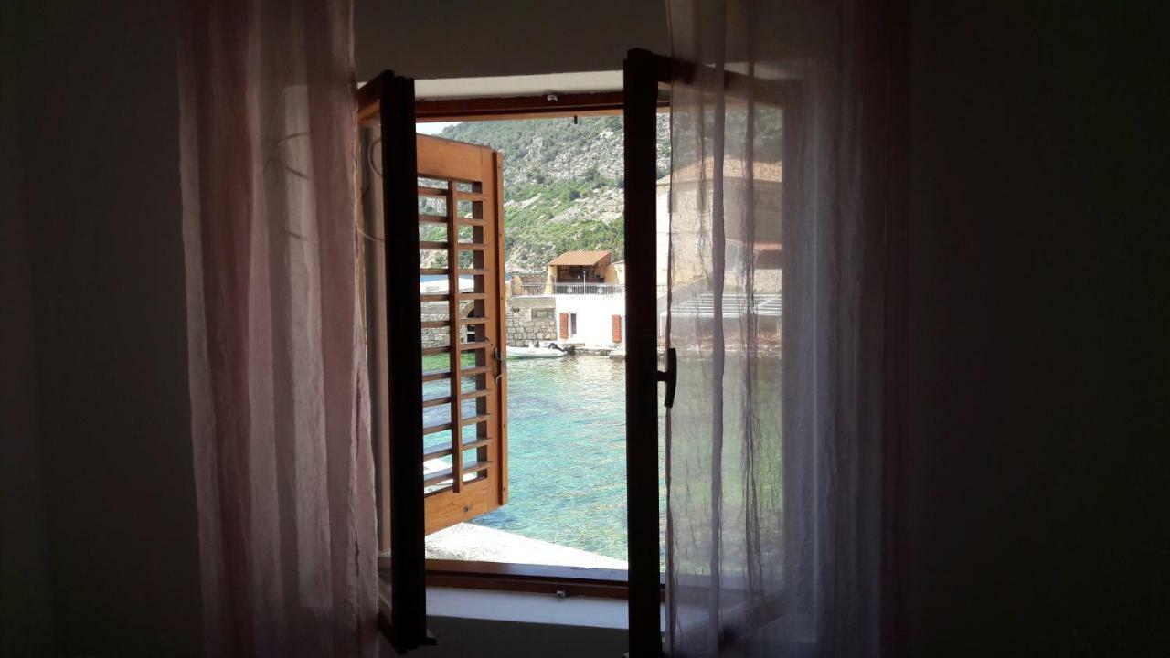 Anka'S Beach Komiža Εξωτερικό φωτογραφία