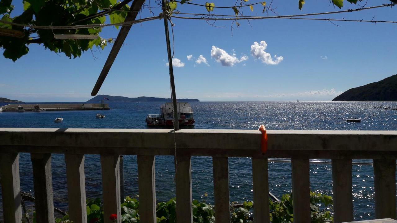 Anka'S Beach Komiža Εξωτερικό φωτογραφία