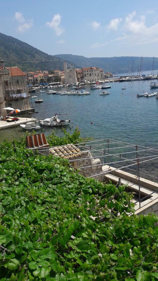 Anka'S Beach Komiža Εξωτερικό φωτογραφία